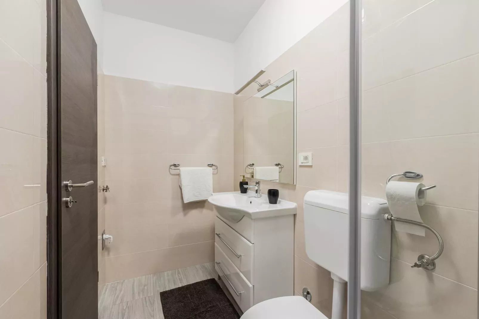 Holiday Home Alis with Sea View-Badkamer