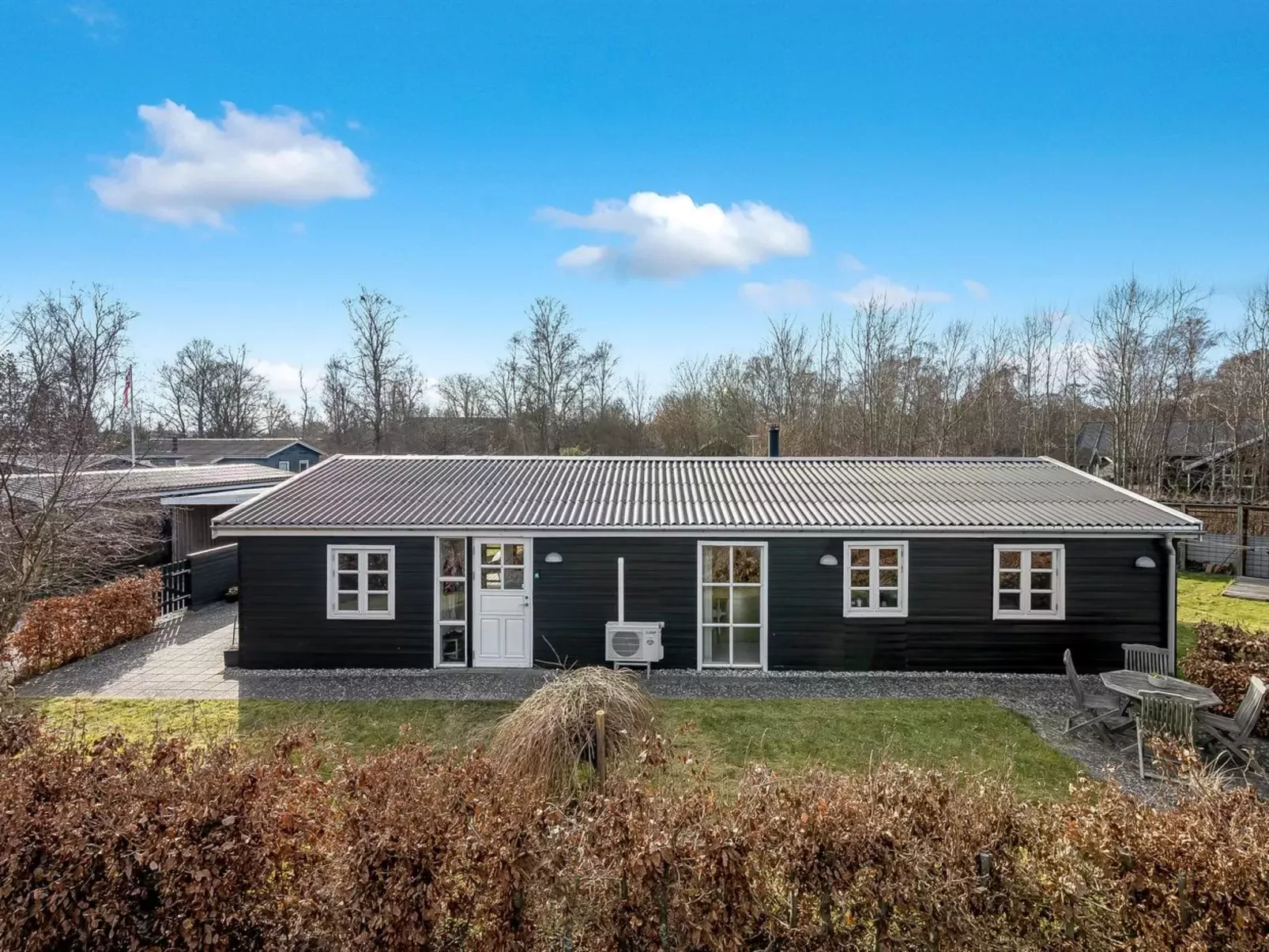 "Sande" - 400m from the sea-Buiten