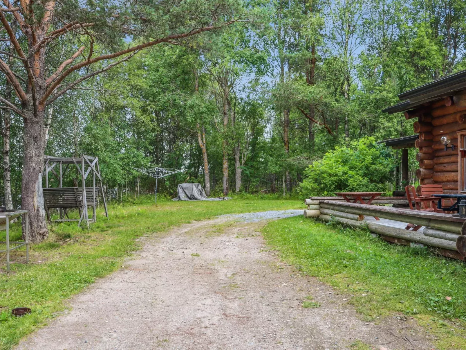 Suvi-tuuli-Buiten