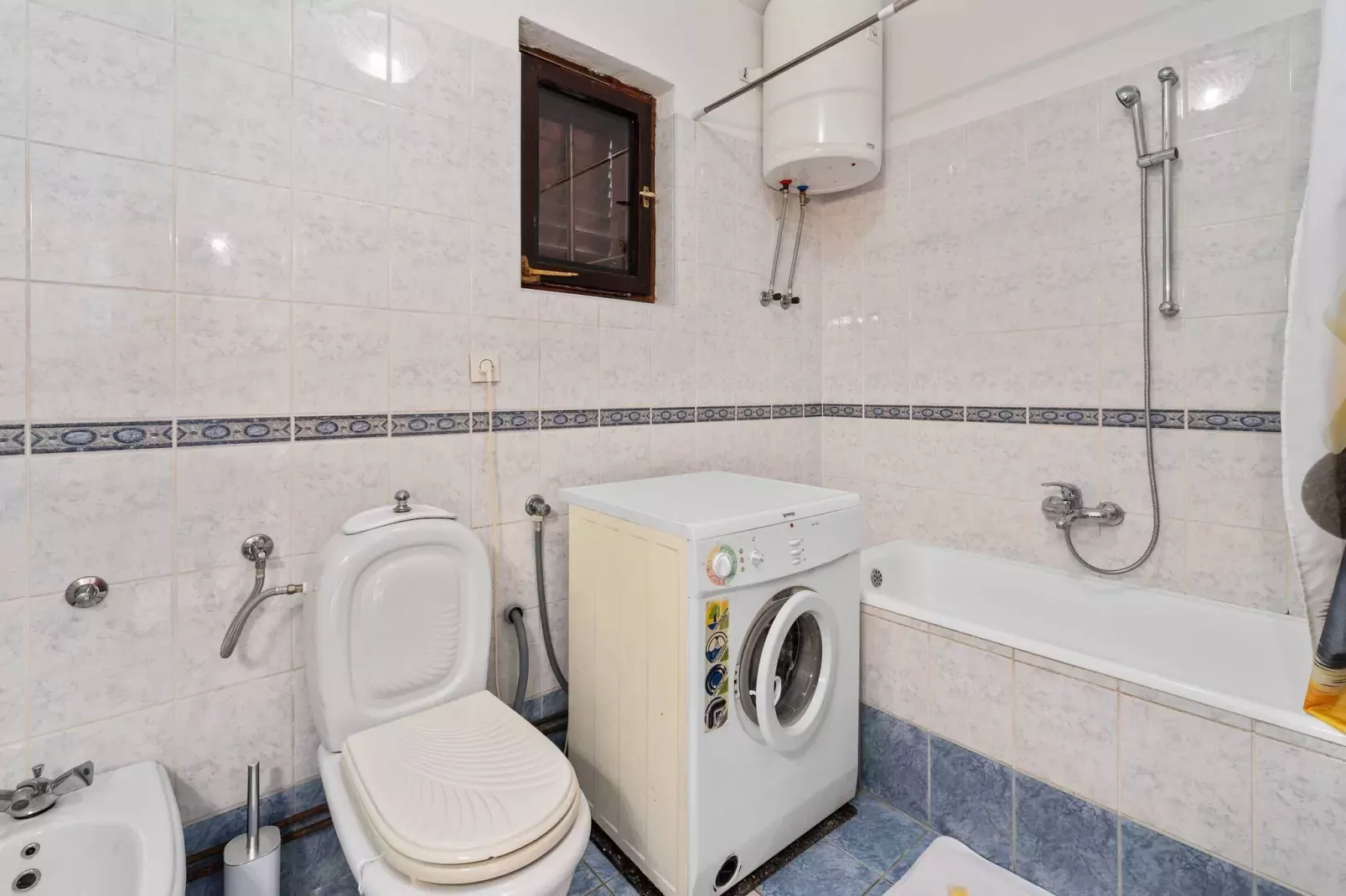 Apartments Barbarella - Two Bedroom Apartment A1-Badkamer