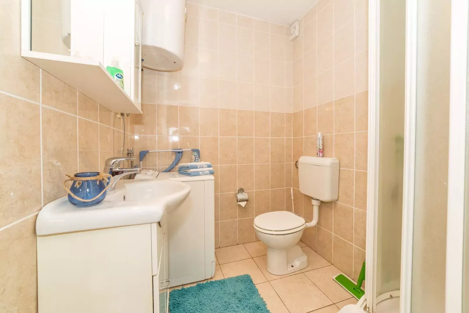 Apartments Nikol - two bedroom apartment A1-Badkamer