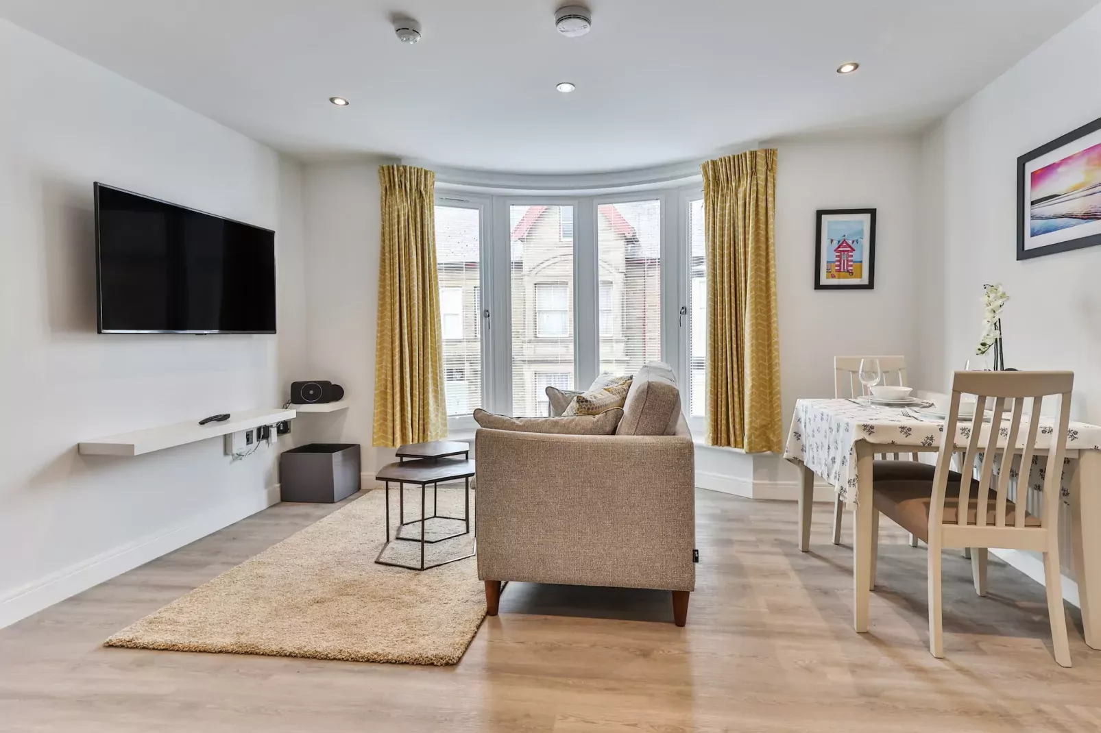 Belle House, Apt 2-Woonkamer