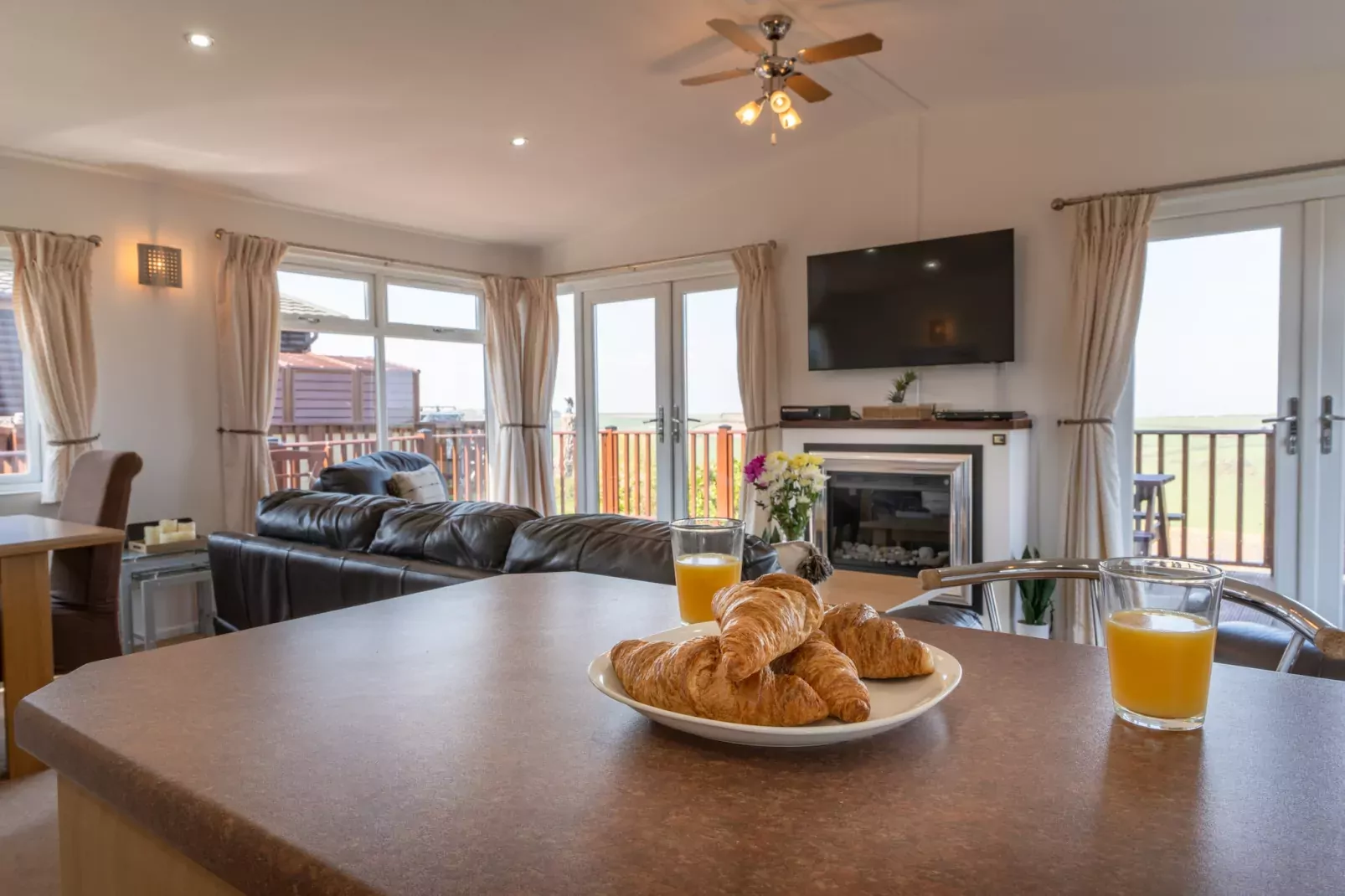 Serendipity Lodge-Woonkamer