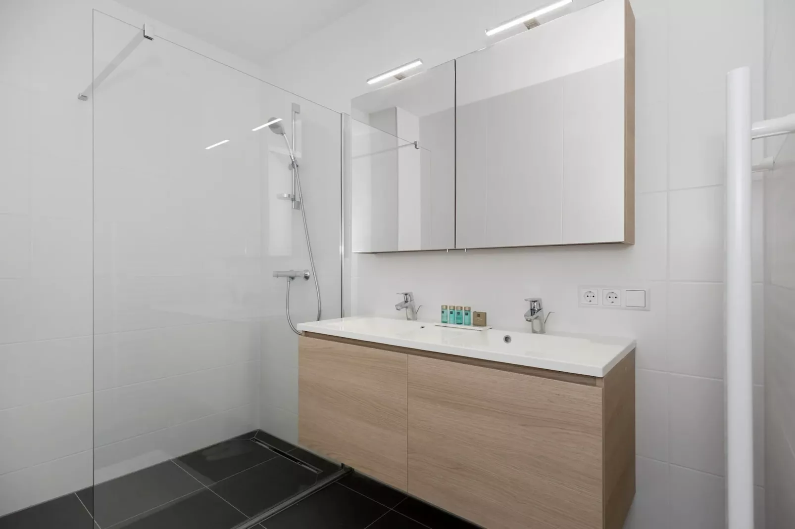 Breskens Apartments & Penthouses 14-Buitenkant zomer
