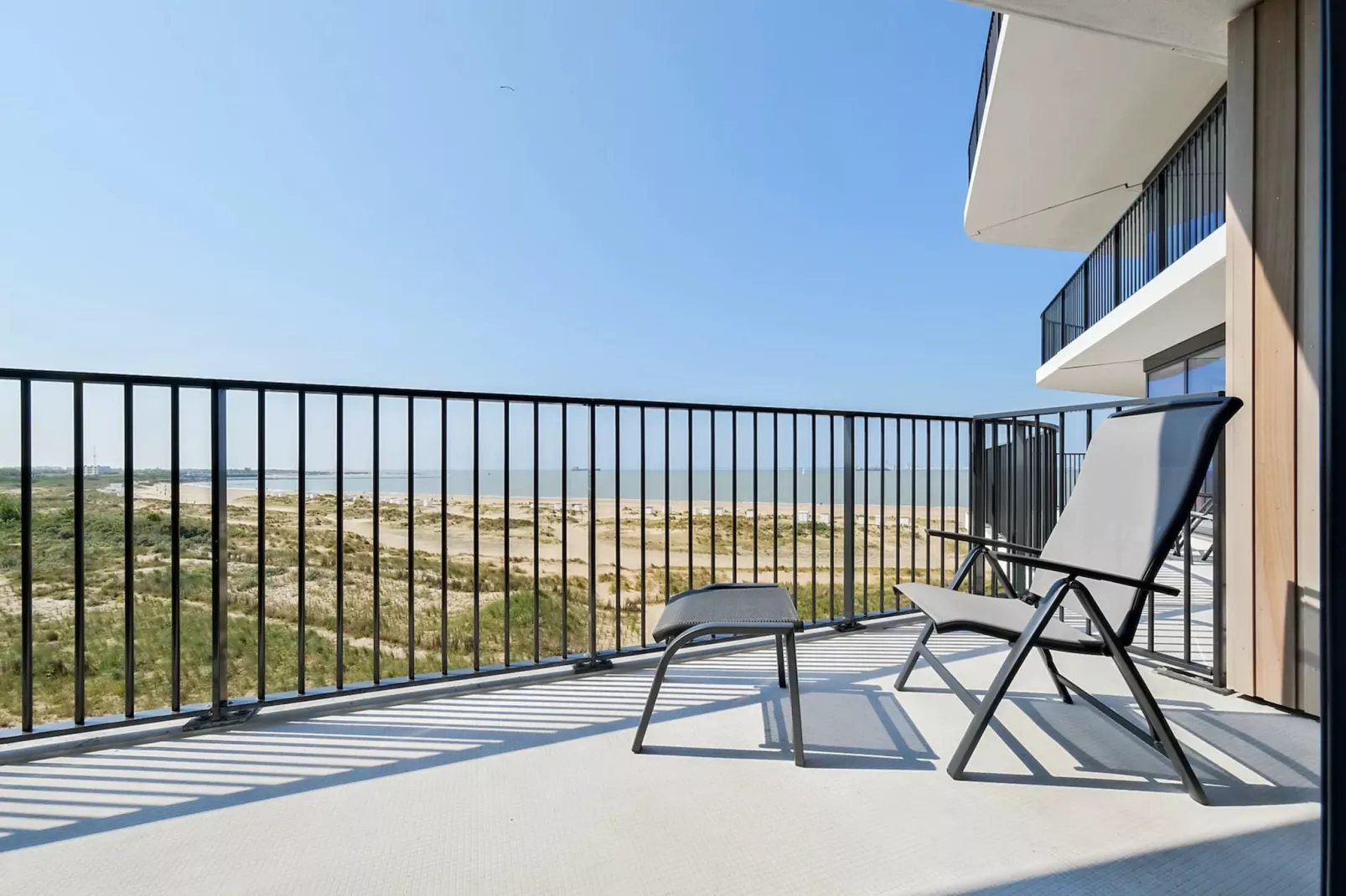 Breskens Apartments & Penthouses 1-Buitenkant zomer