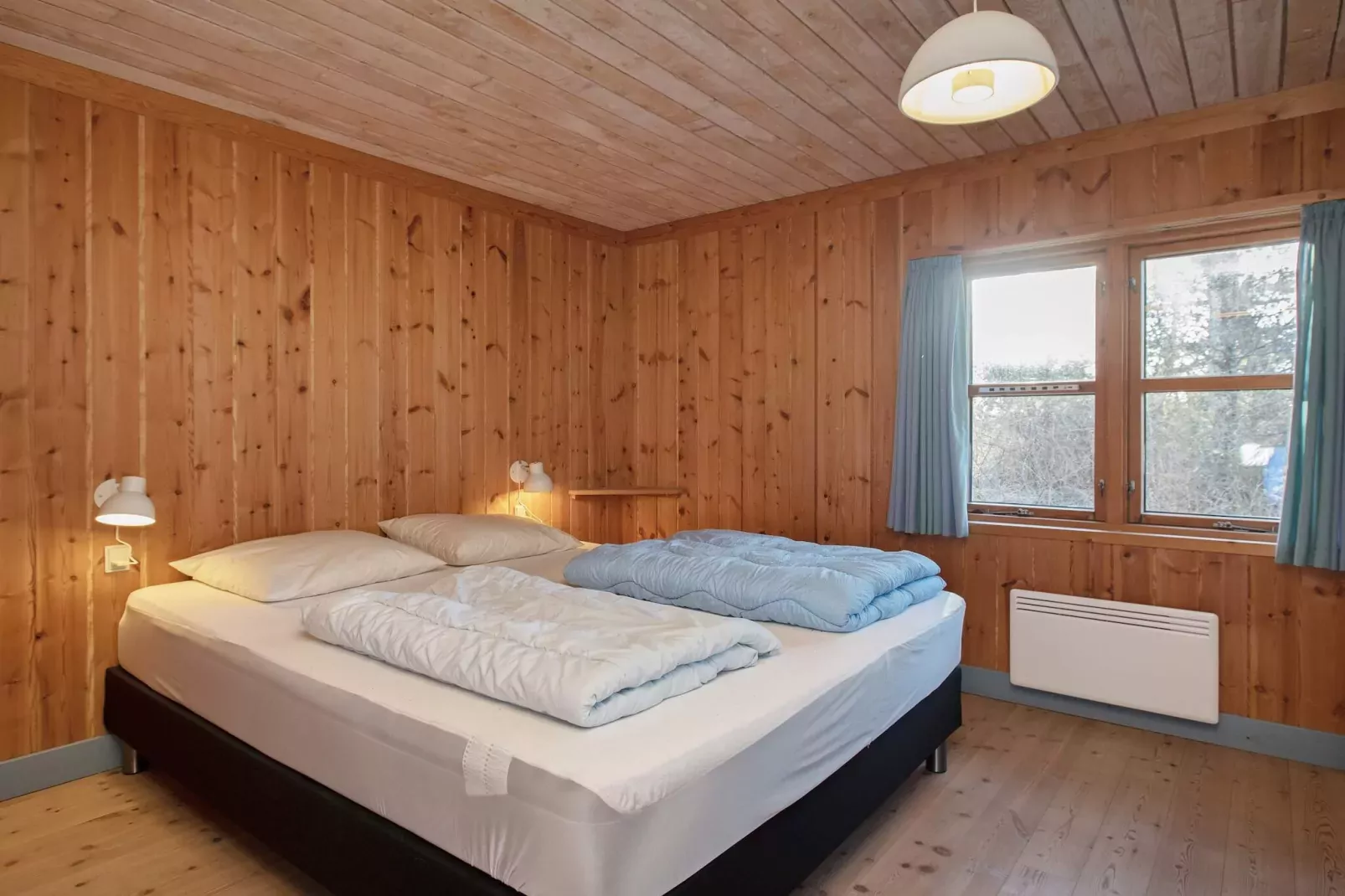 3 room, close to the sea/dike-Binnen