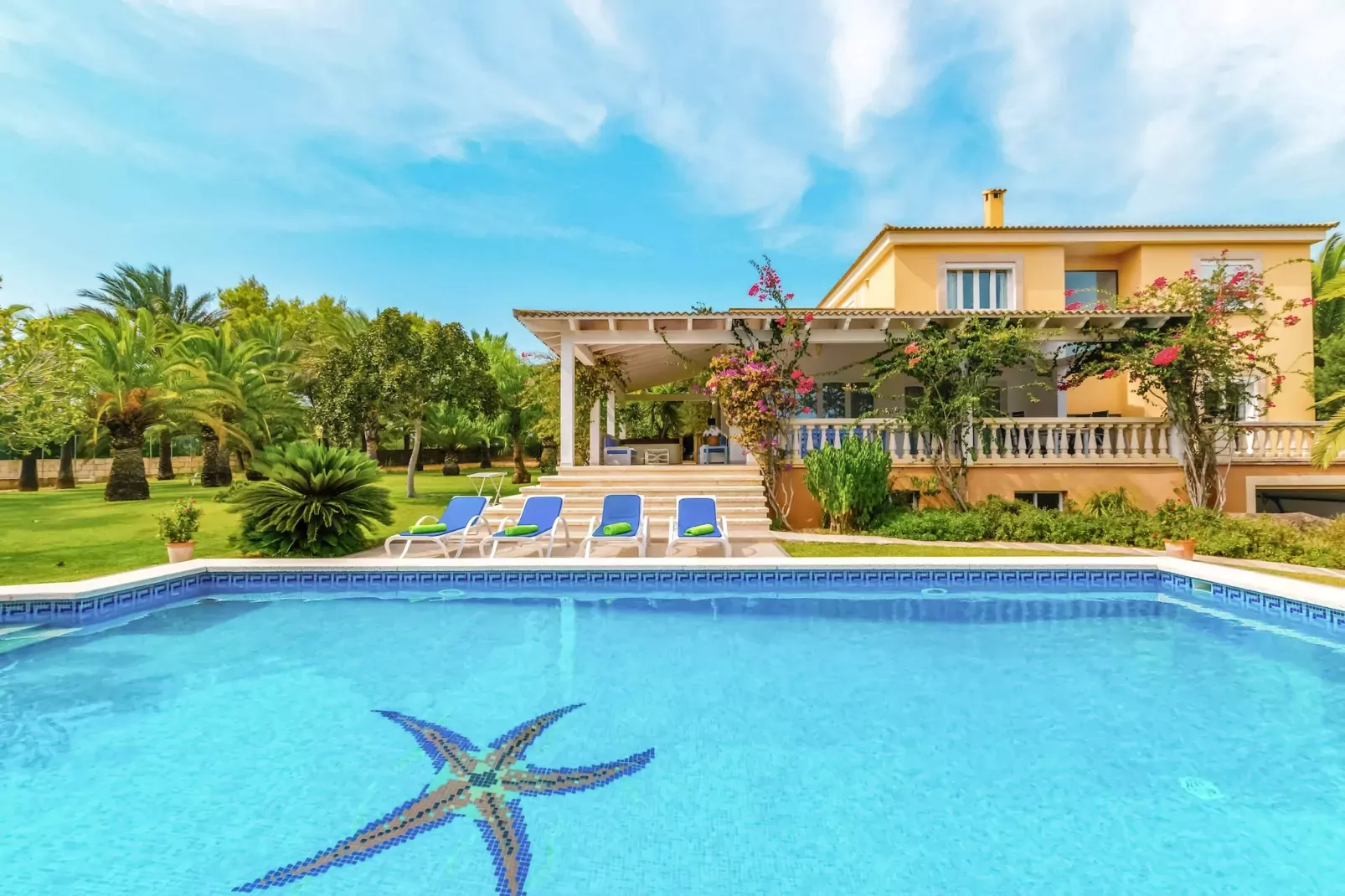 Casa Bonita (ses Salines)-Zwembad