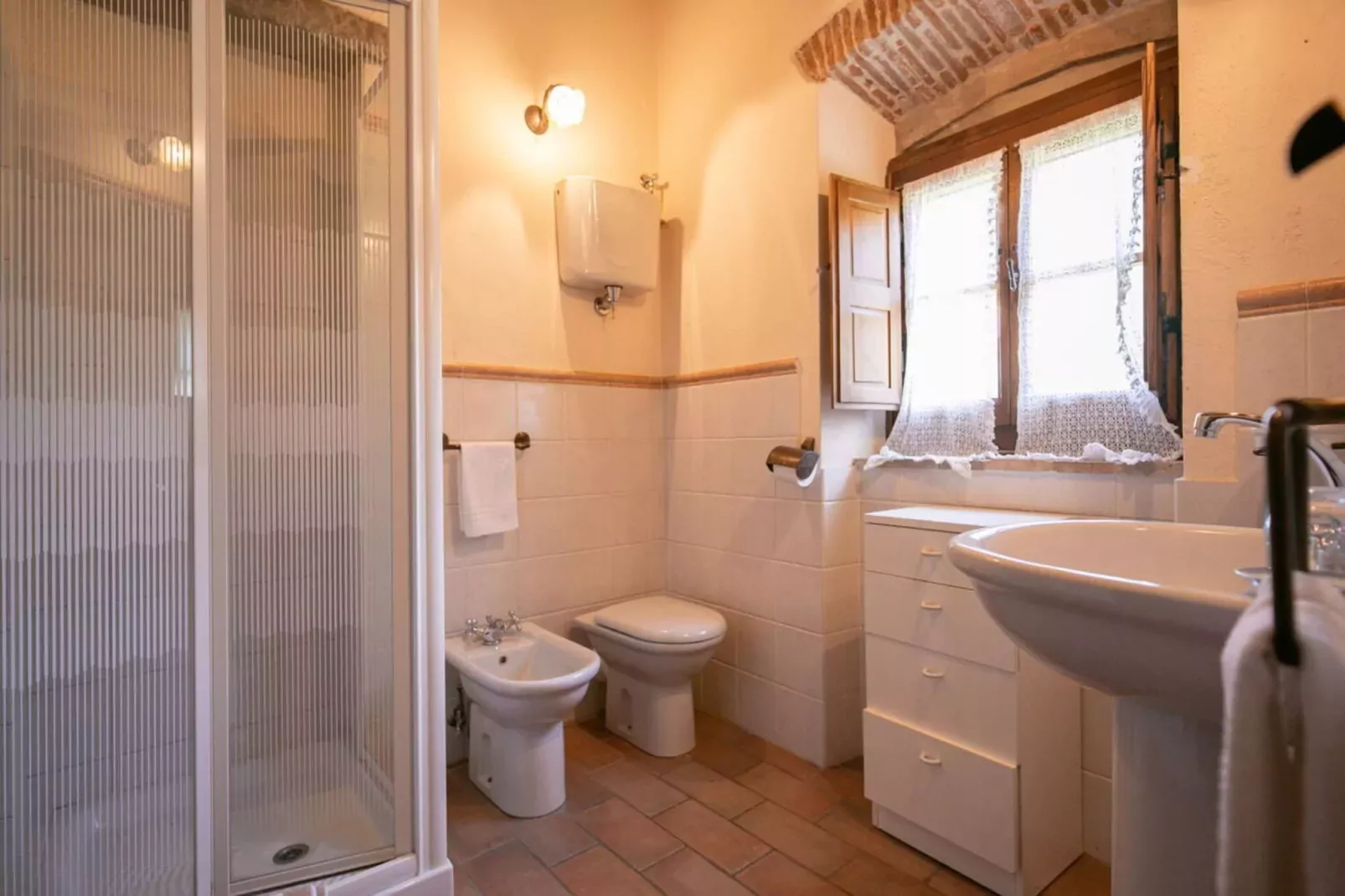 Villa il Gelso-Badkamer