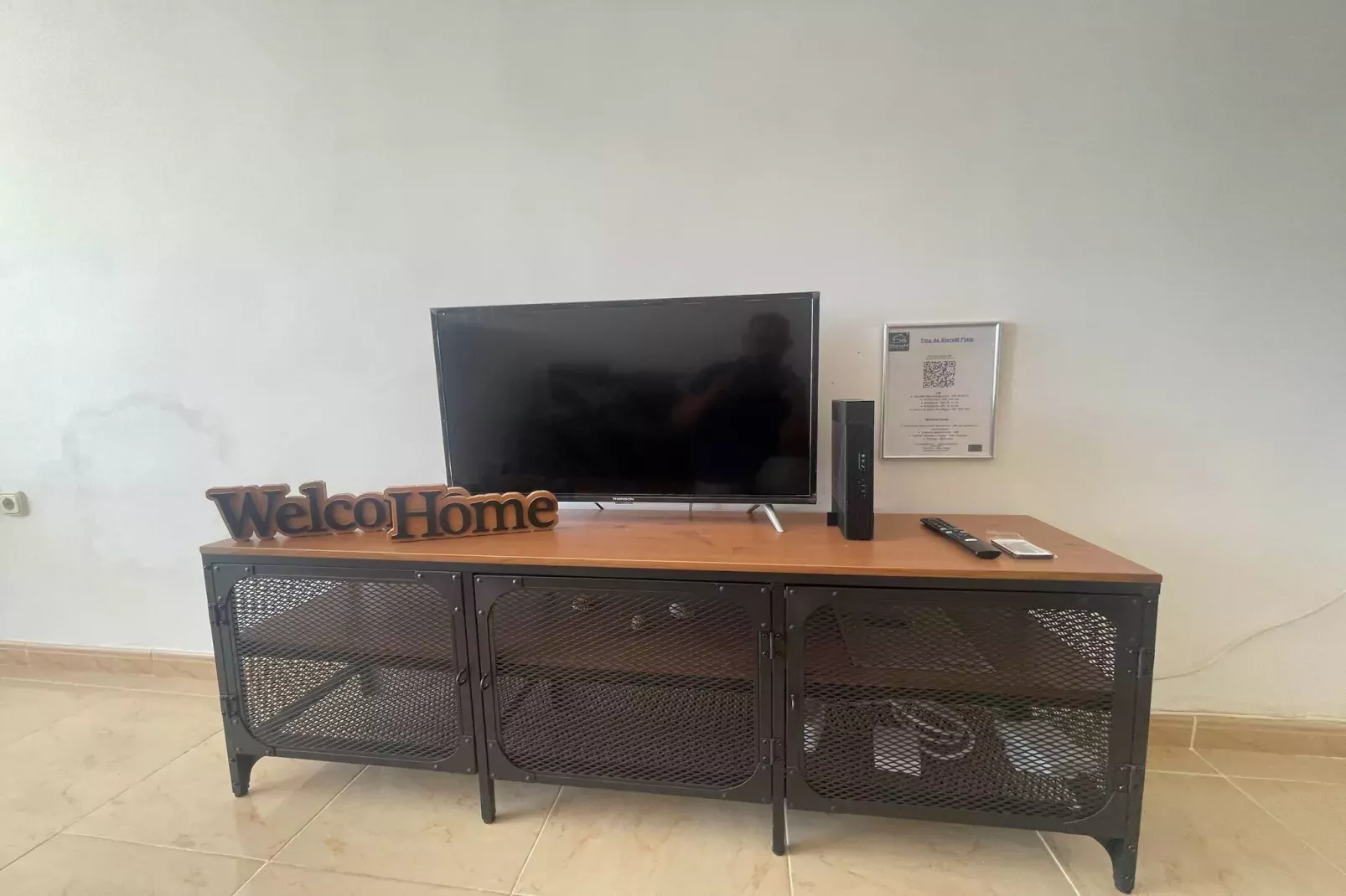 Tina de SteraM FLATS Torremolinos-Woonkamer