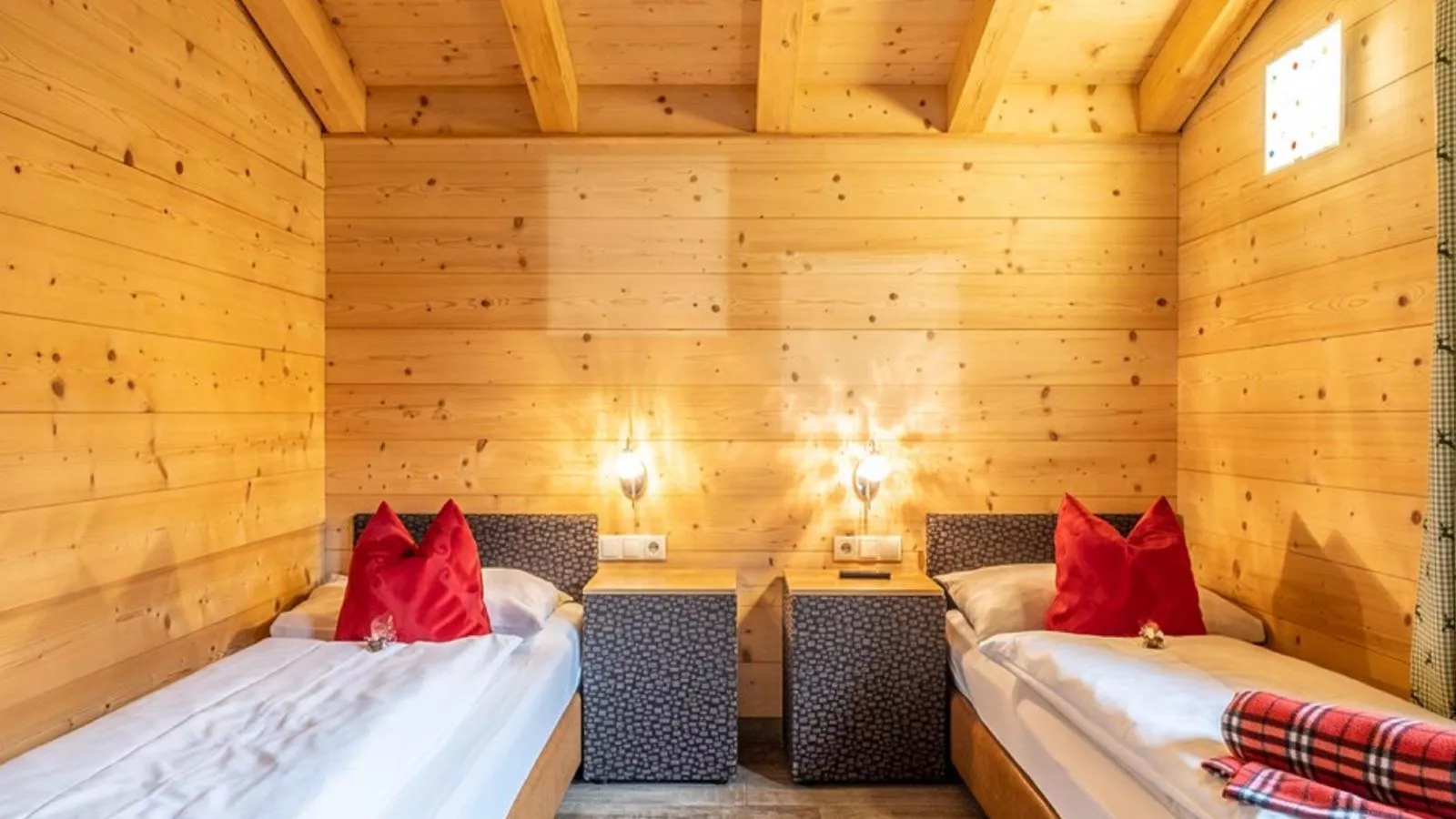 Luxury Lodge Kaprun XL-Slaapkamer