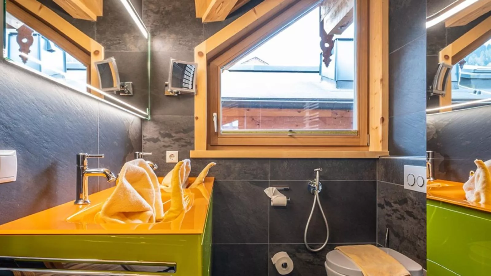 Luxury Lodge Kaprun XL-Badkamer
