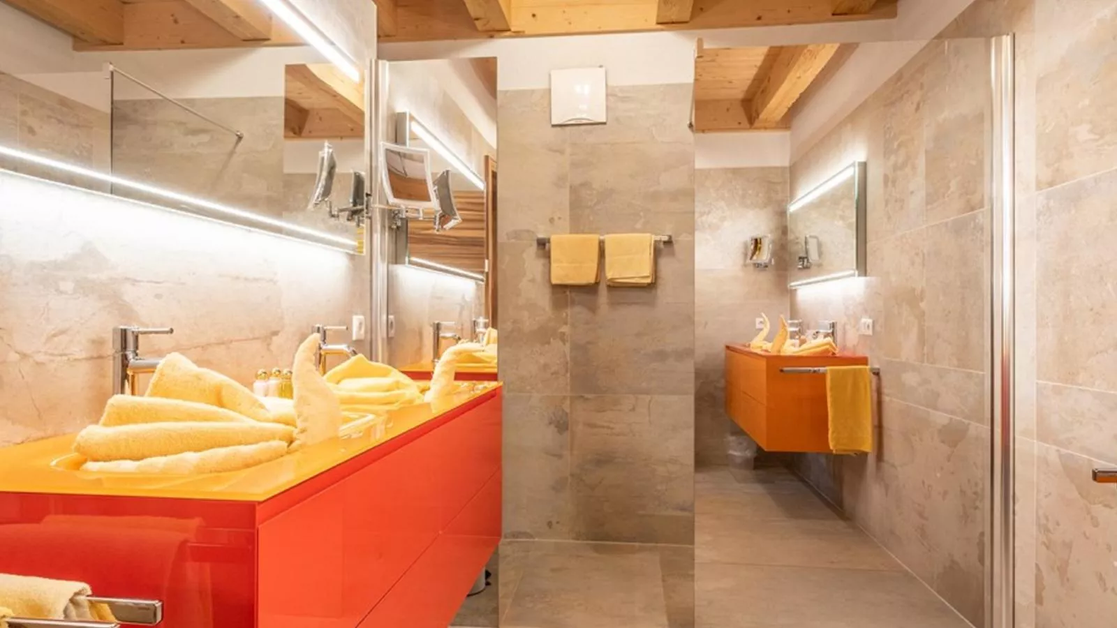 Luxury Lodge Kaprun XL-Badkamer
