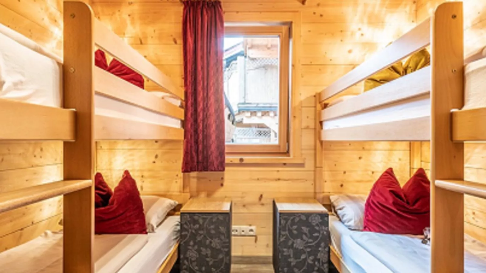 Luxury Lodge Kaprun XL-Slaapkamer