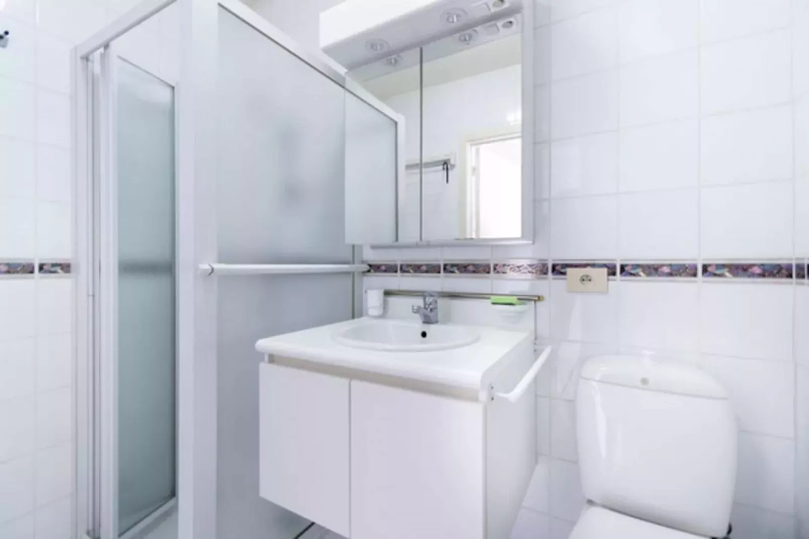LAVANDOU 0002/ 02B-Badkamer