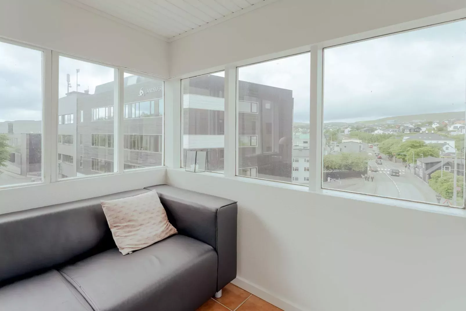 Centraal 3BR in Torshavn -- By Traum Ferienwohnungen-Binnen