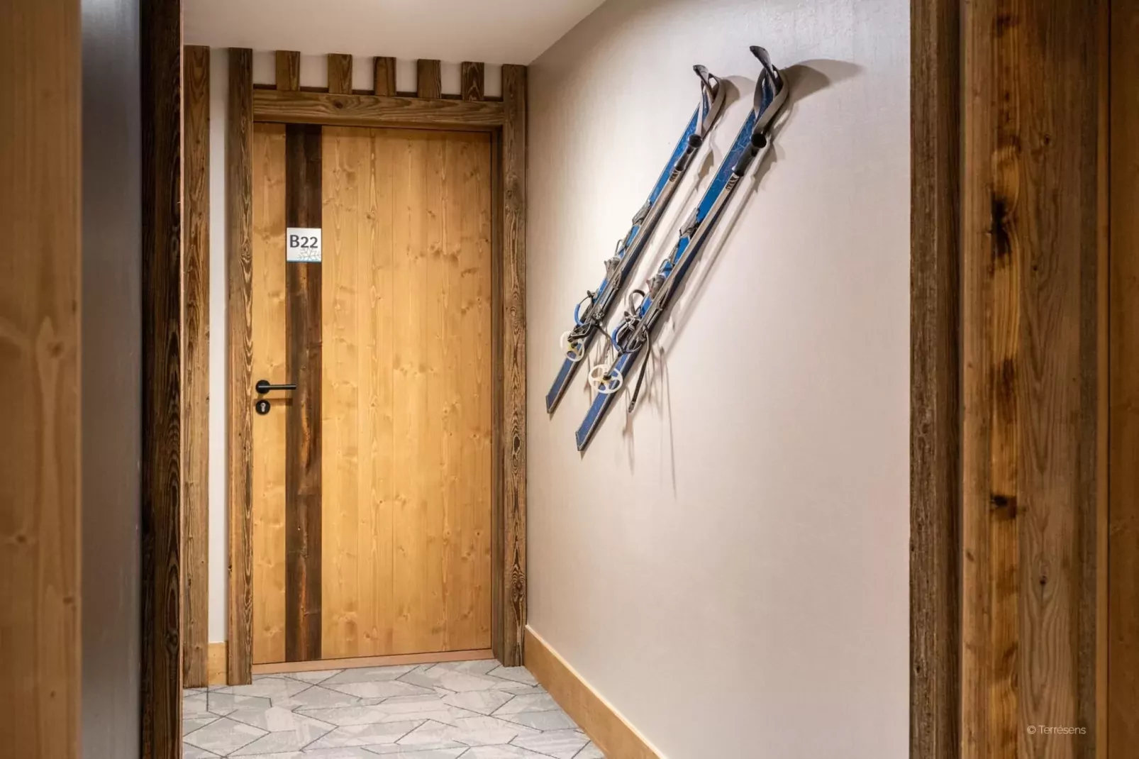 CHAPELLE DABONDANCE Le Flocon Blanc A38P-Hal-ontvangst