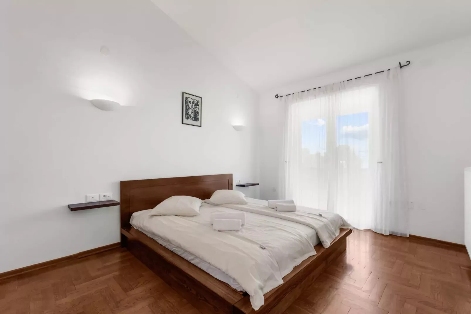 Villa Beauty with Private Pool-Slaapkamer