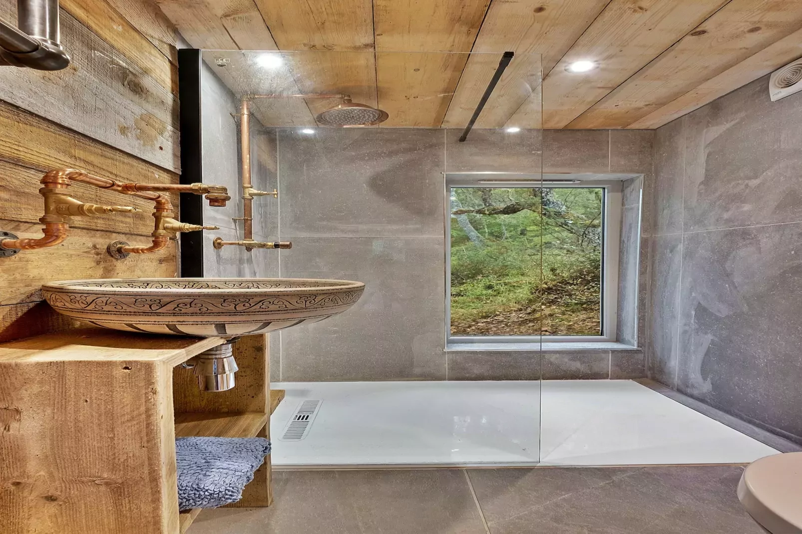 Cosagach Falls Cabin-Badkamer