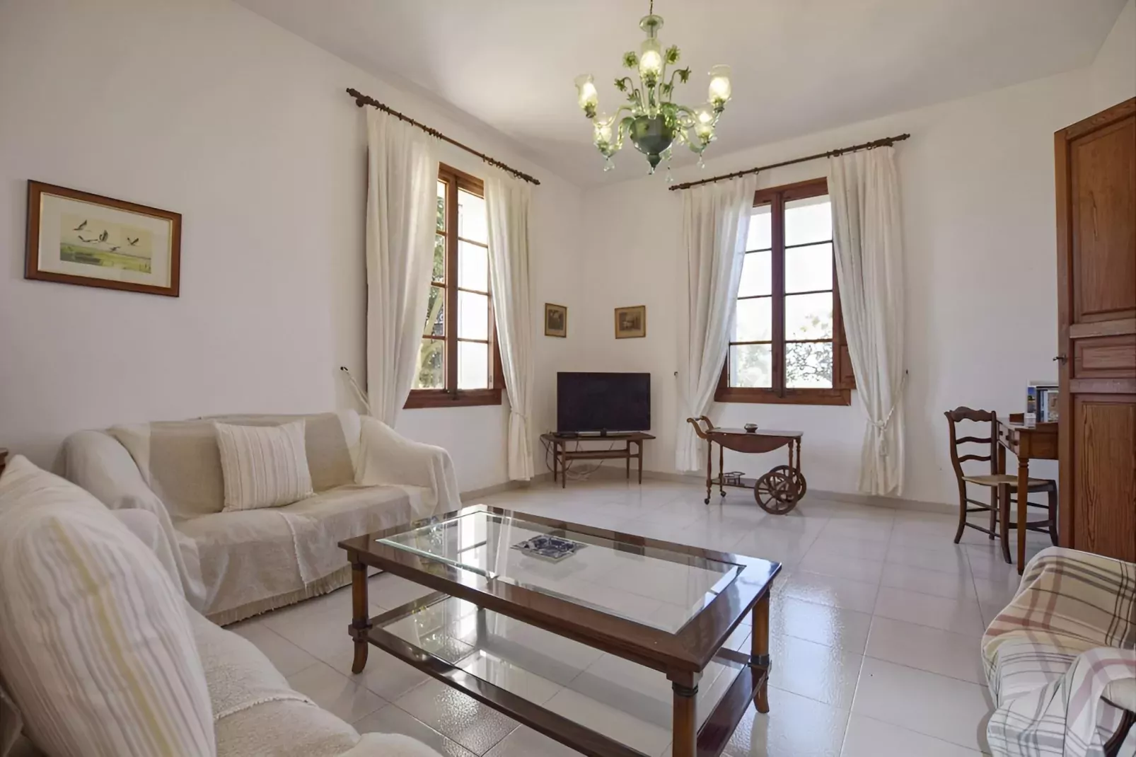 Son Granada-Woonkamer