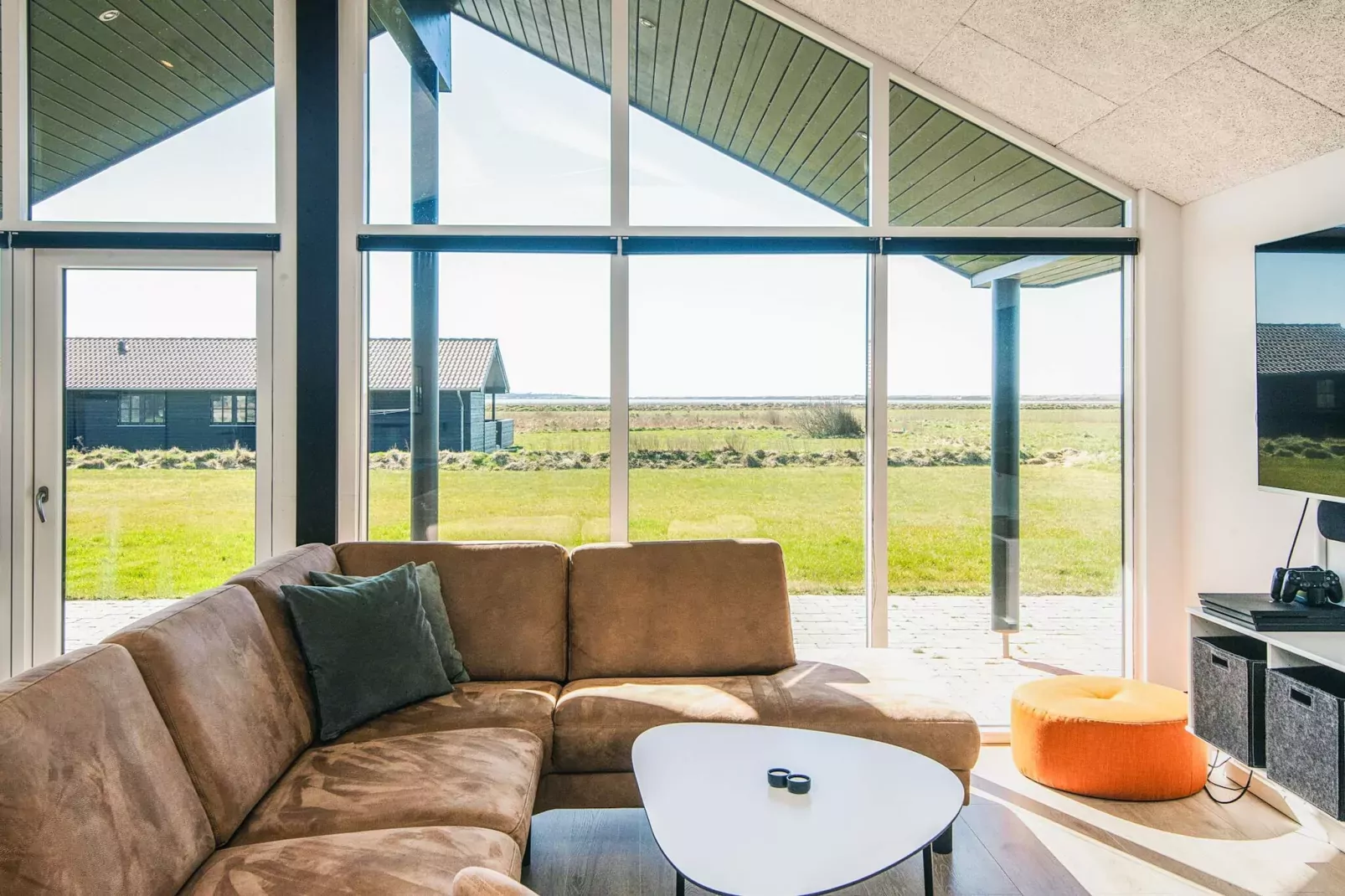 Luxe retraite met zwembad -- By Traum Ferienwohnungen-Binnen