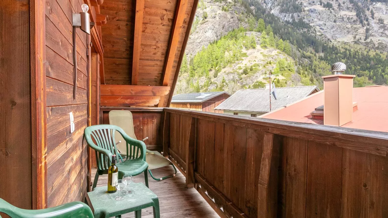 Schweizerhof Apfelrose-Terrasbalkon