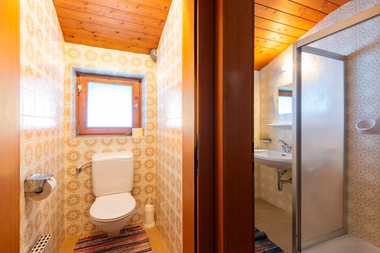 Ferienhaus Die Ginin-Badkamer