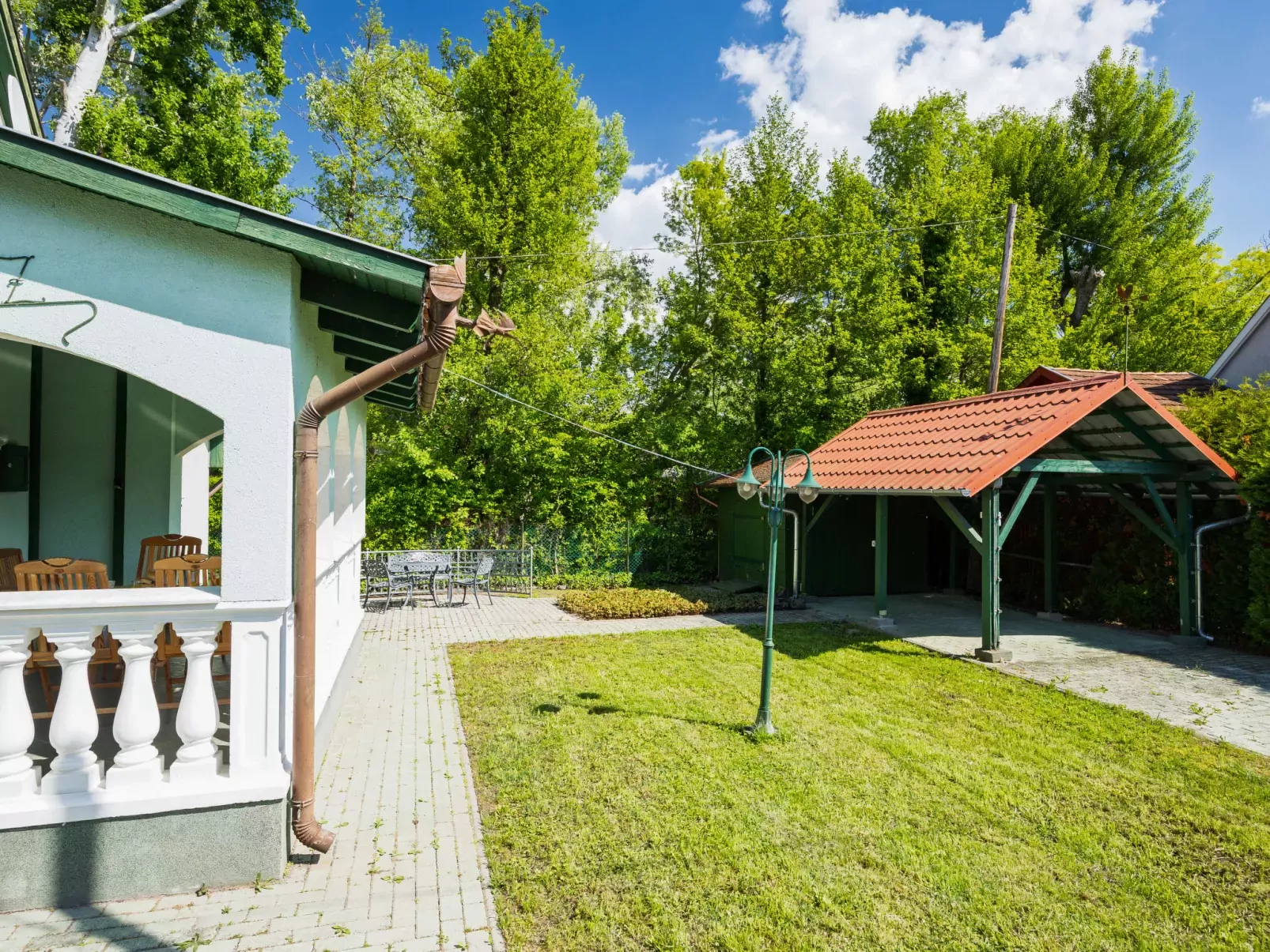 Green House-Buiten