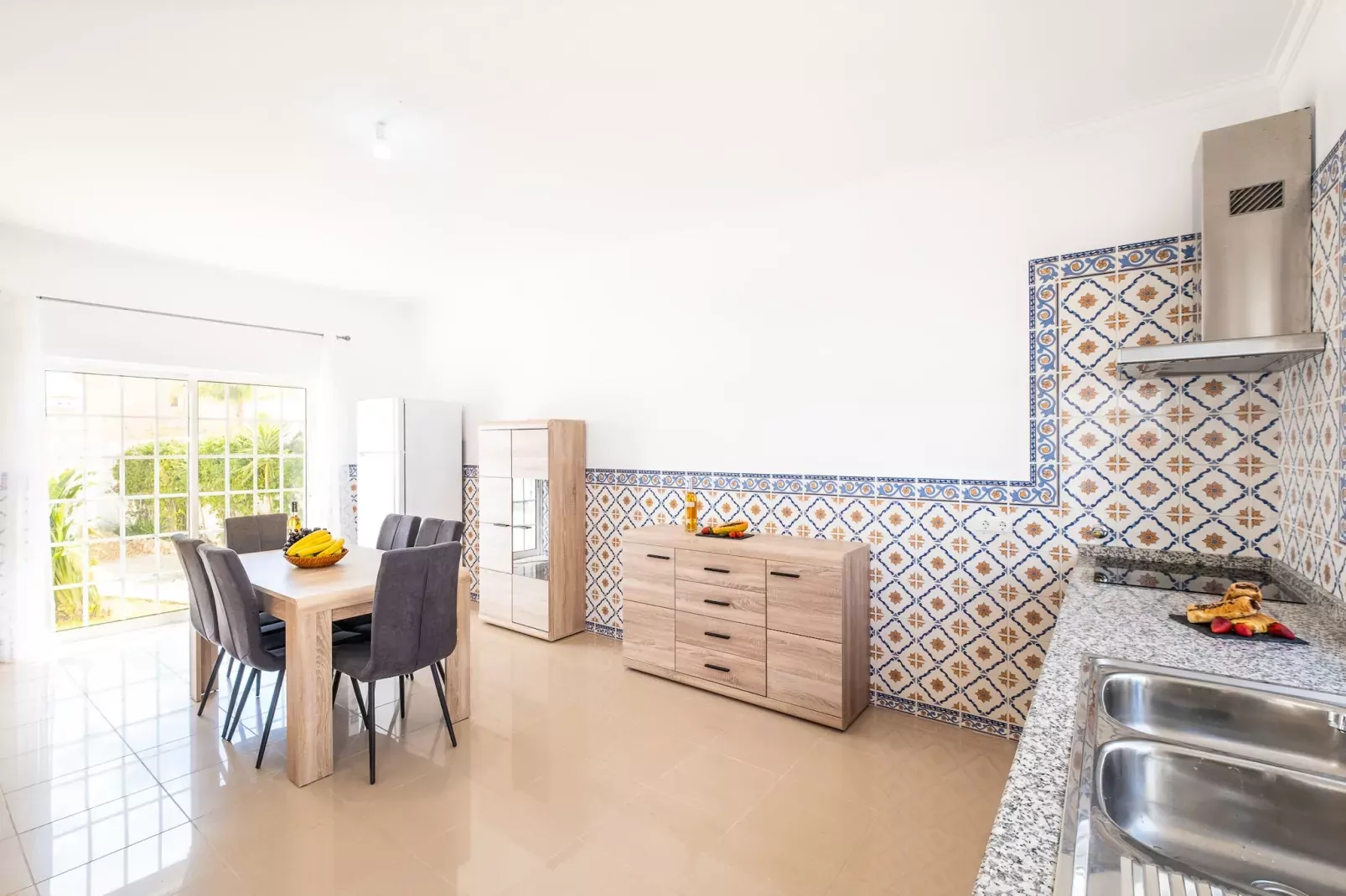Villa Bahia-Eetkamer