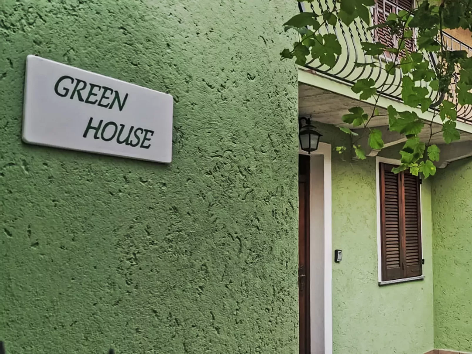 Green House-Buiten
