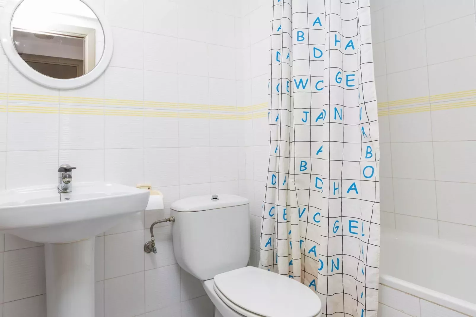 Open Pals - T-Badkamer