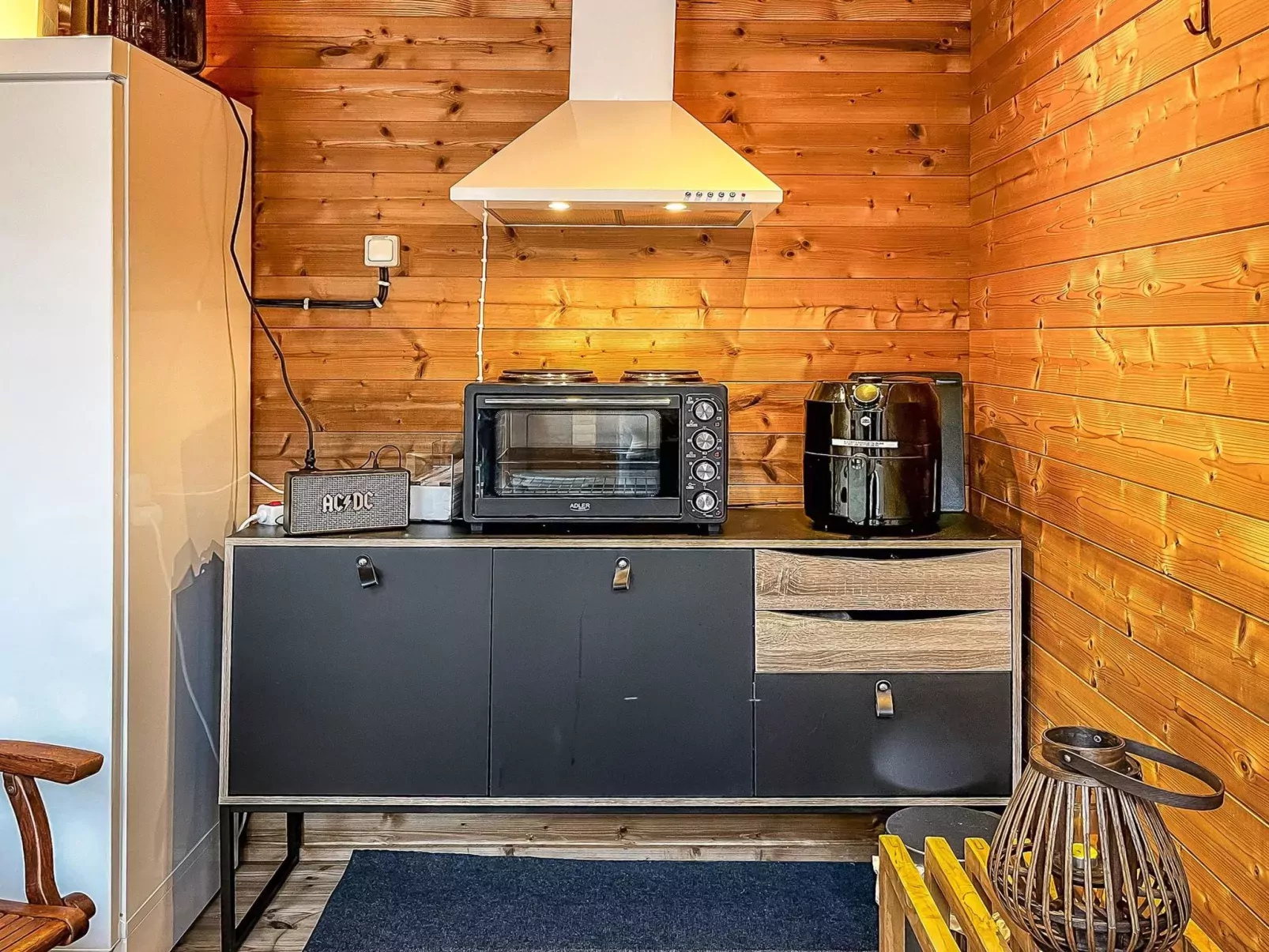 Samruam b aurora cabin-Binnen
