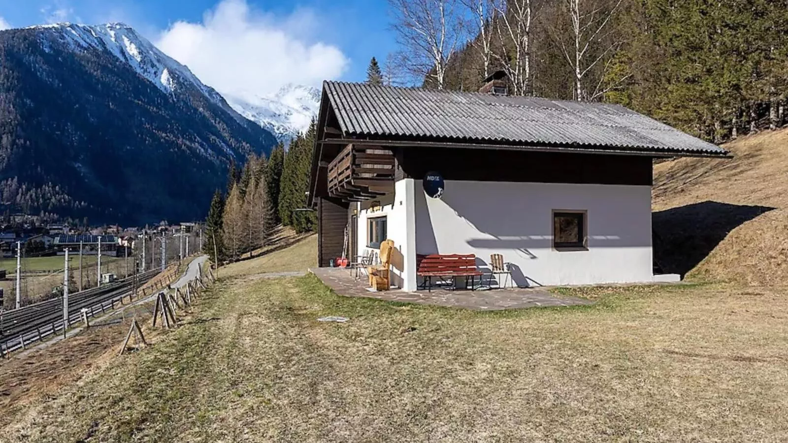 Jagerhütte-Buitenkant zomer