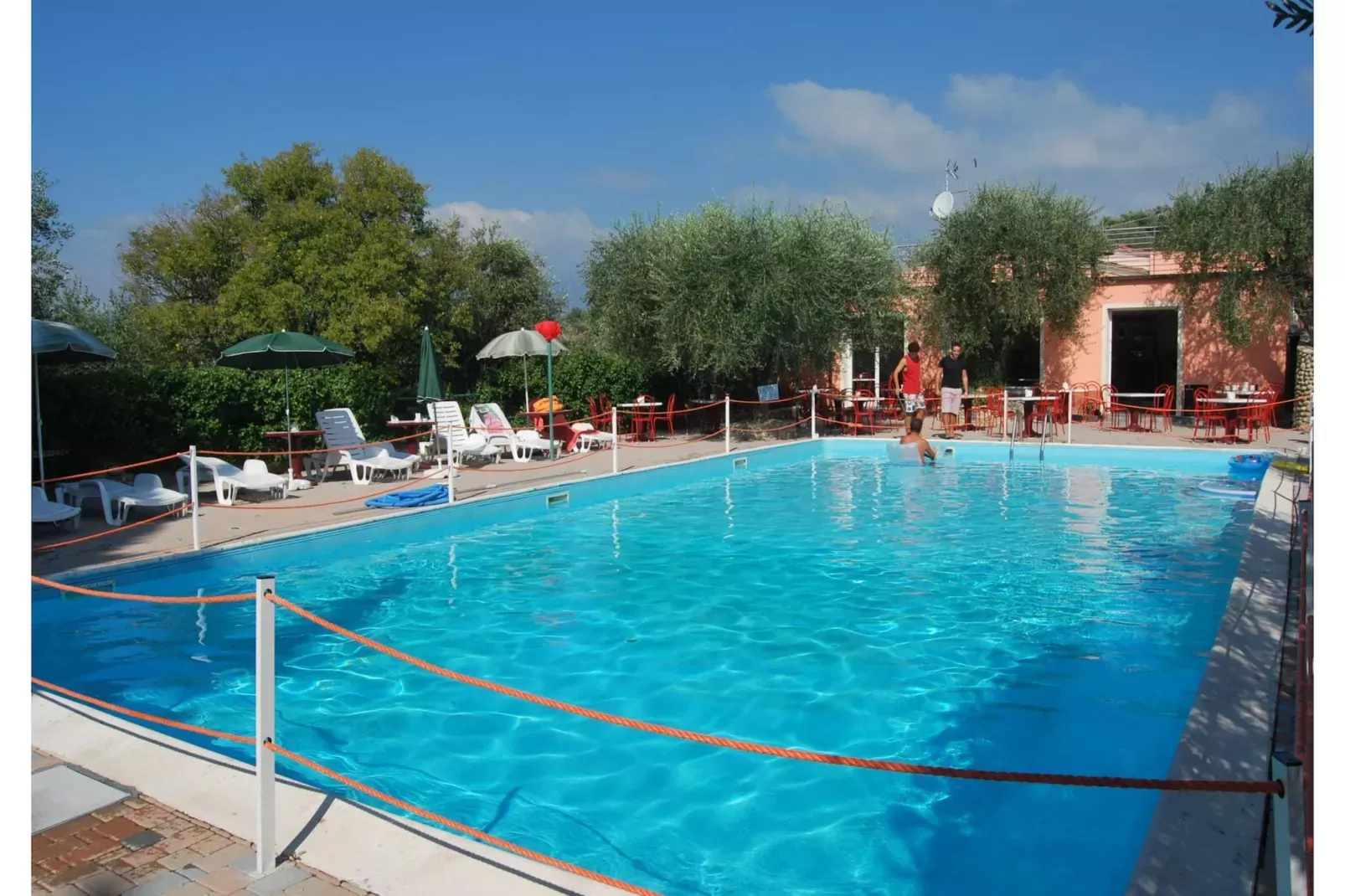Villaggio Borgoverde TWO-ROOM APARTMENT 4 PAX - B4-Zwembad
