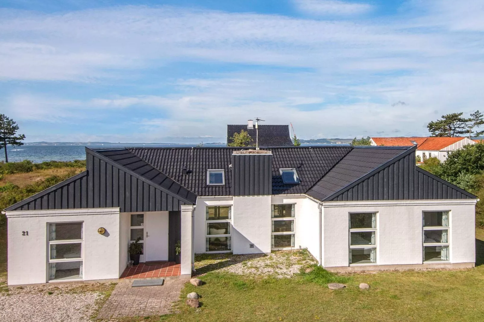 Rustgevende vakantiewoning in Ebeltoft met whirlpool