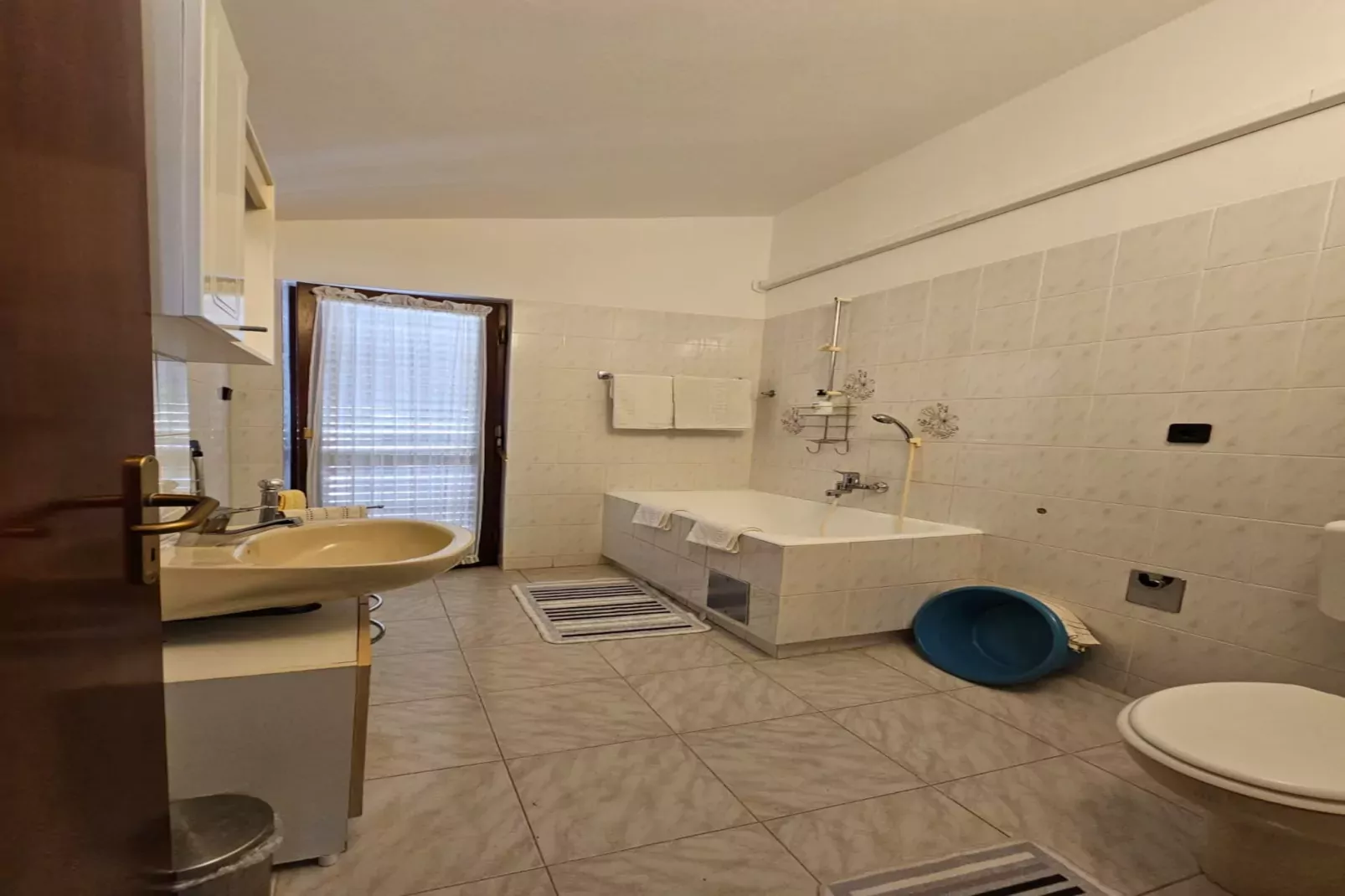 Apartments Nestor - two bedroom apartment A4-Badkamer
