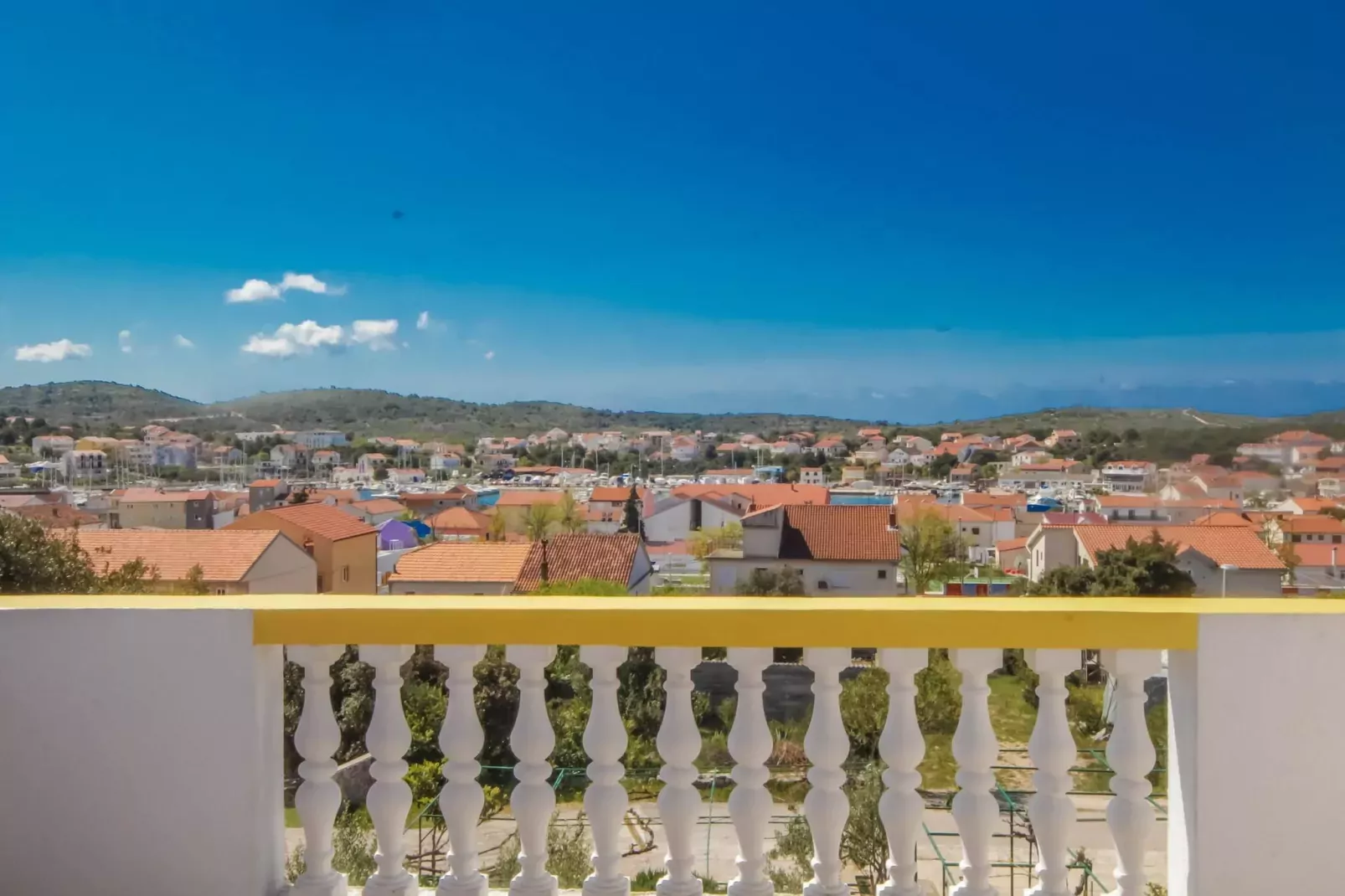 Apartments Horvat - Yellow-Terrasbalkon