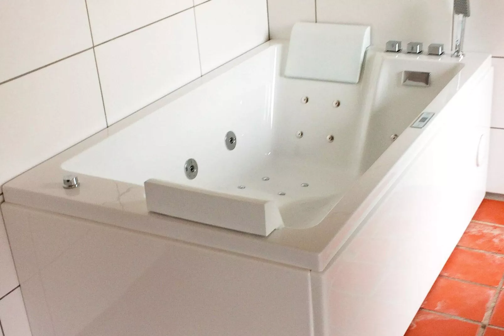 Rustgevende vakantiewoning in Ebeltoft met whirlpool-Spa