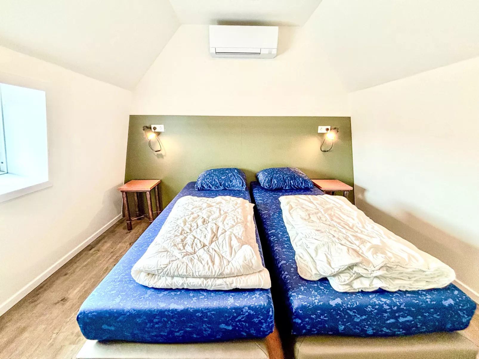Beach House Westkapelle 103 C-Binnen
