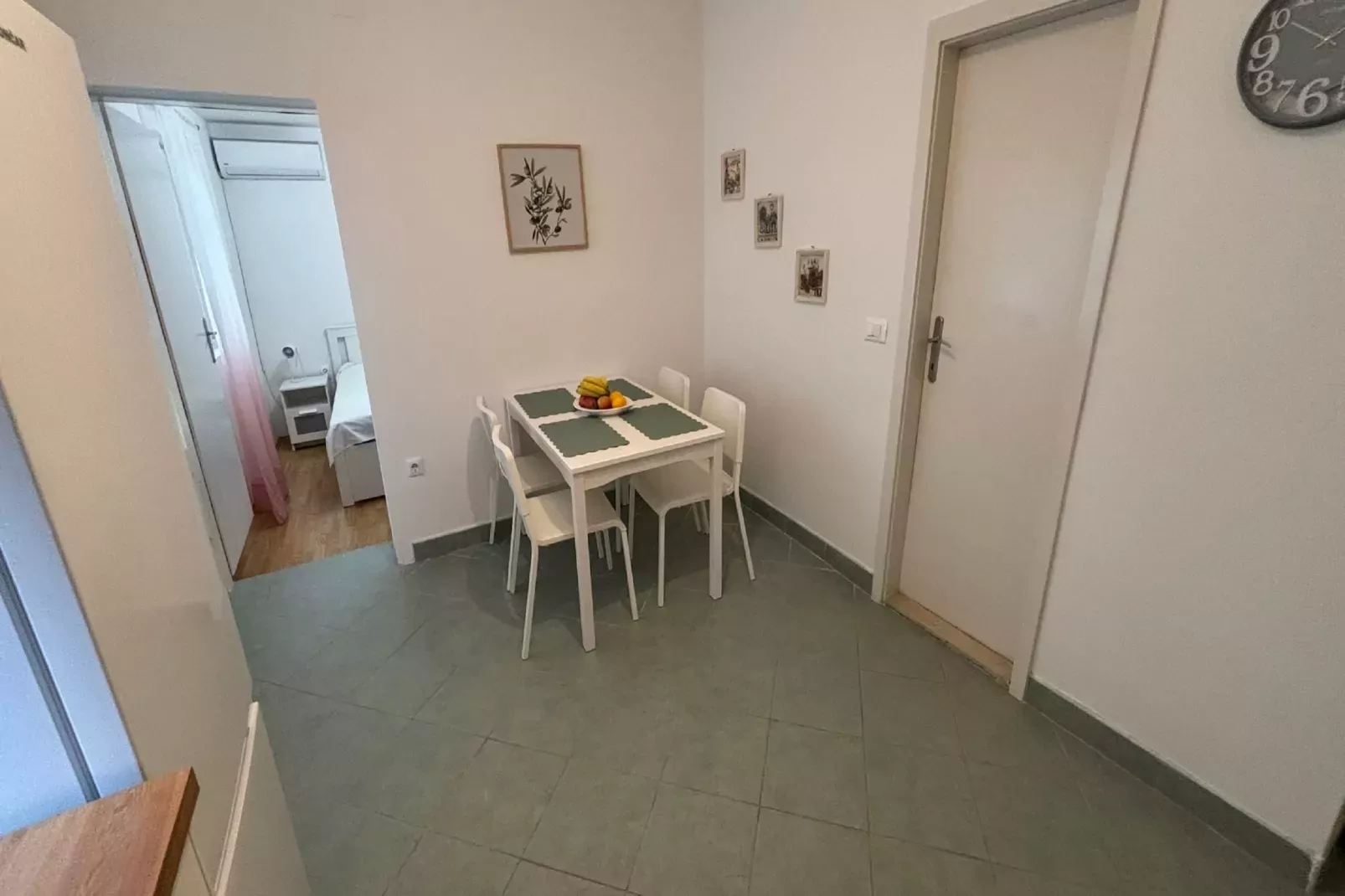 Apartmani Vela Makarska - Classic One Bedroom Apartment-Binnen