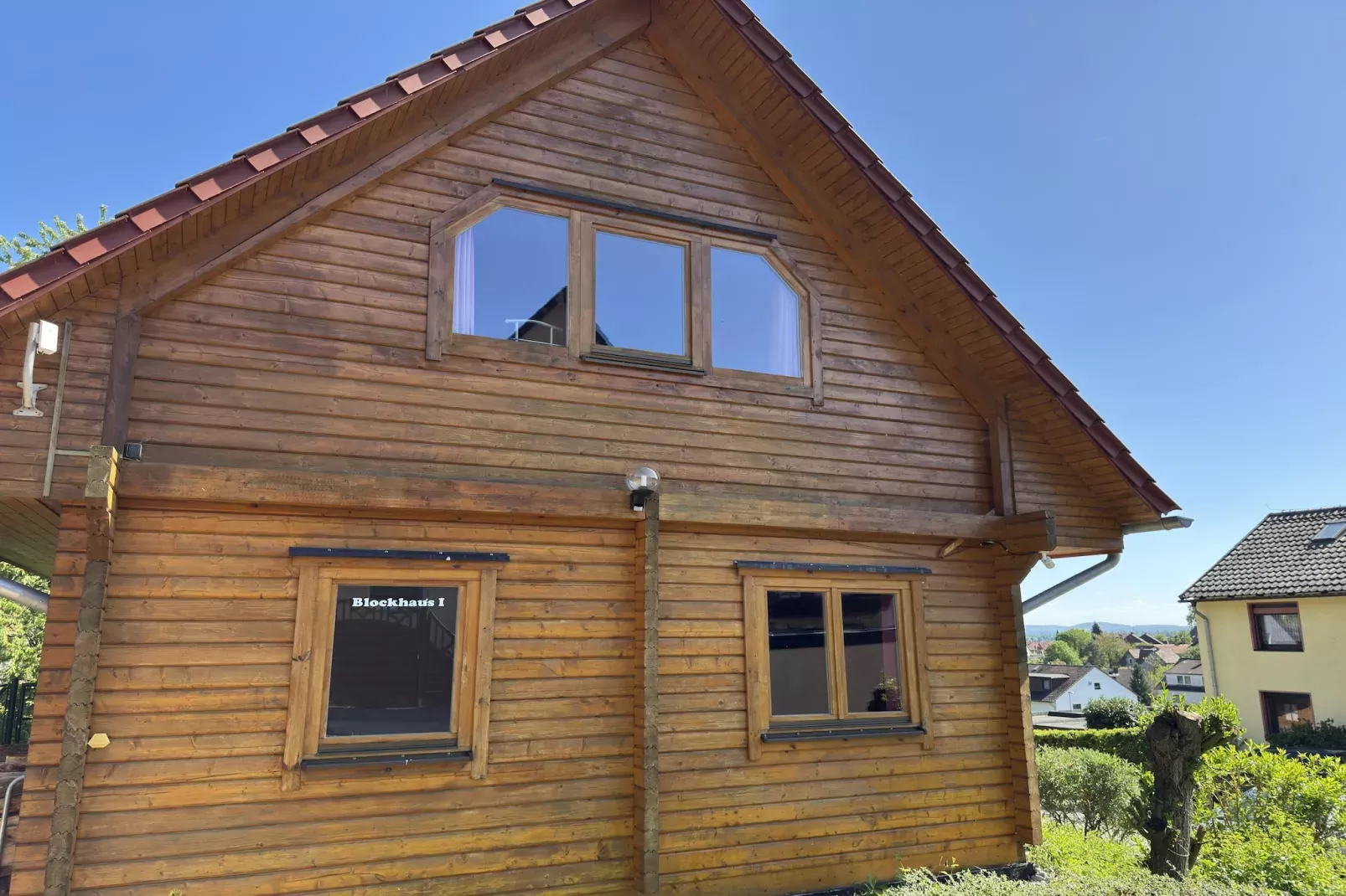 Blockhaus I-Buitenkant zomer