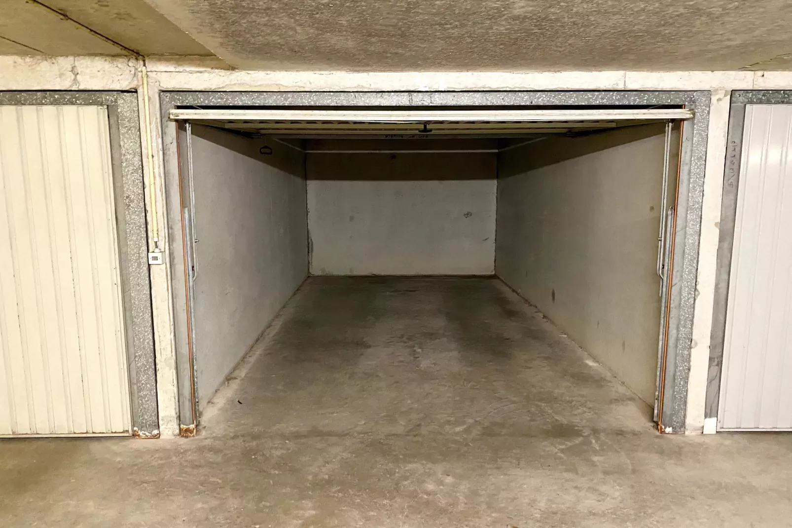 DEN OEVER V 0206GAR-Faciliteiten