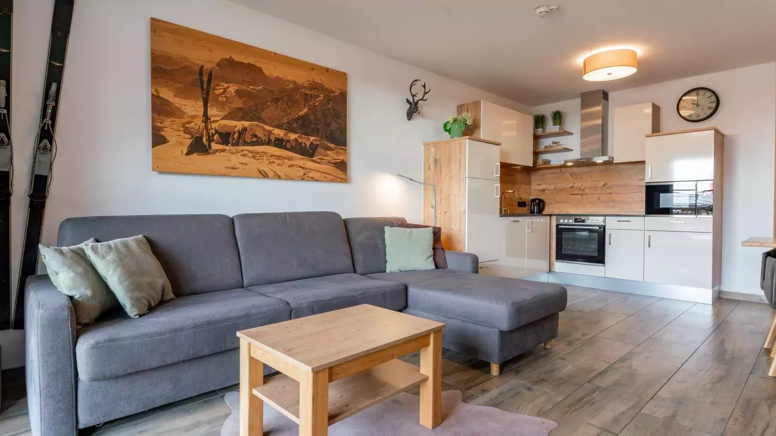 Tauern Suites Mitterwirt TOP 213-Woonkamer