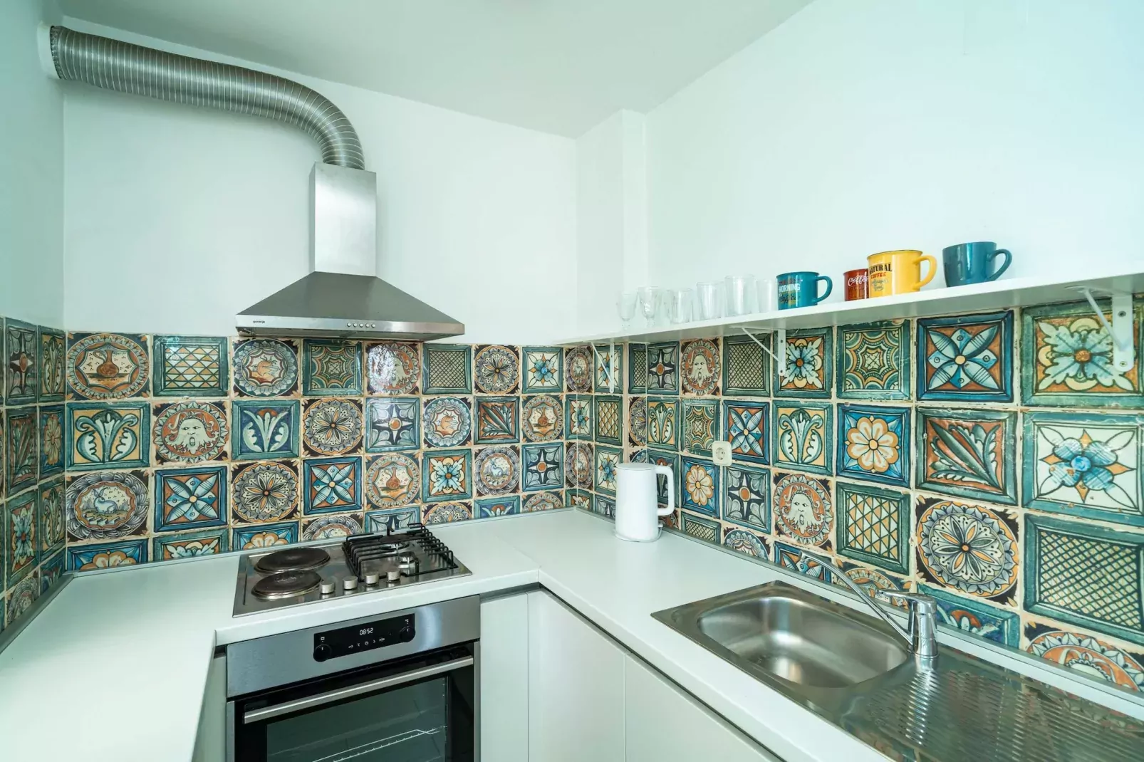 Apartment Radovan - One-Bedroom Apartment with Balcony and Sea View-Keuken