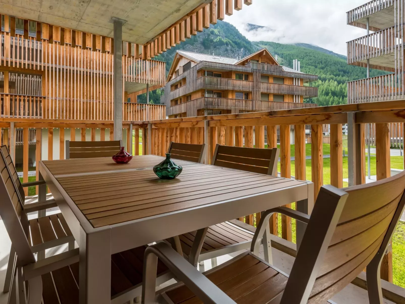 Montela Hotel & Resort - Holiday Stay-Buiten