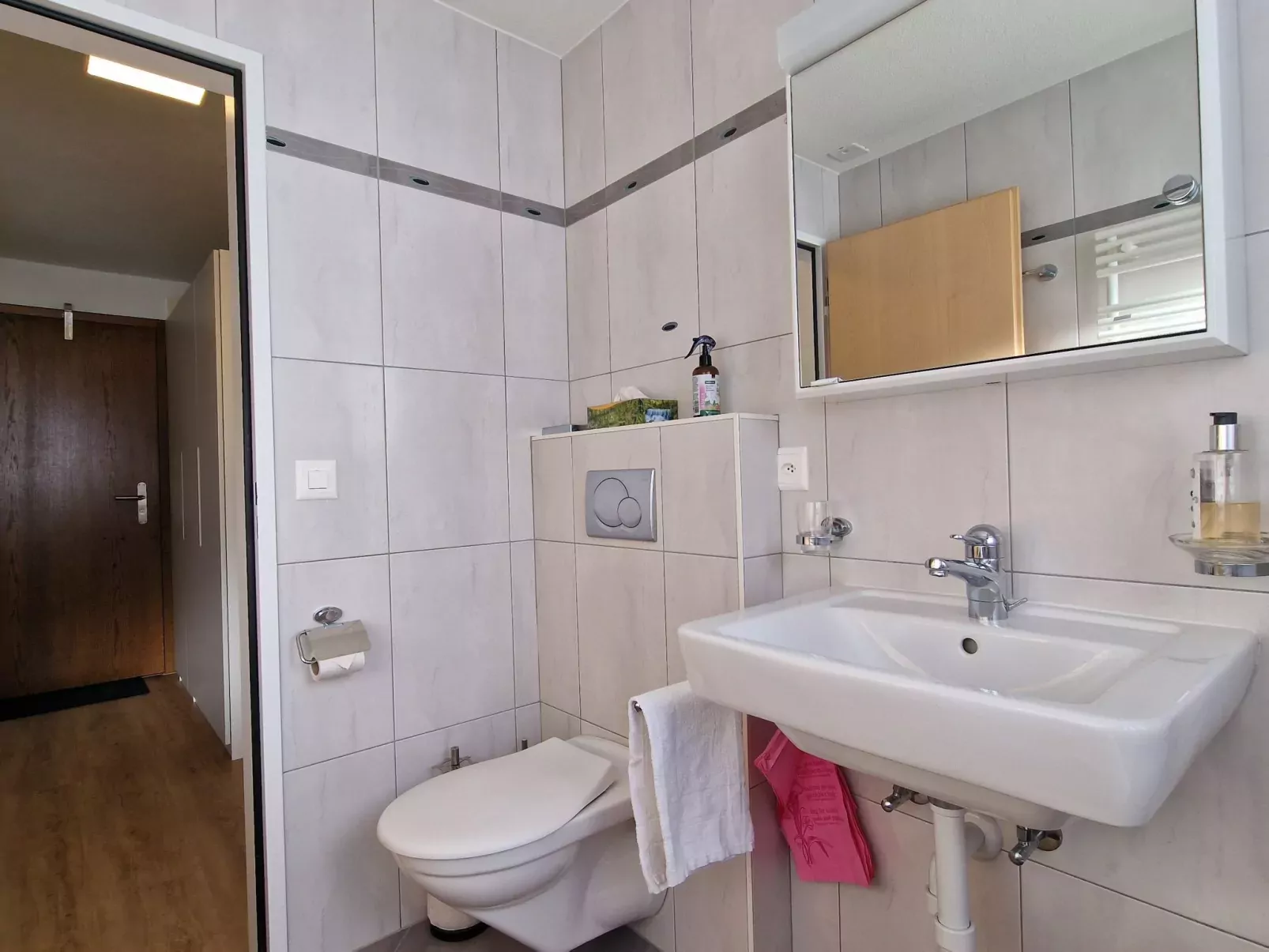 Cabane "Schöner Wohnen"-Binnen