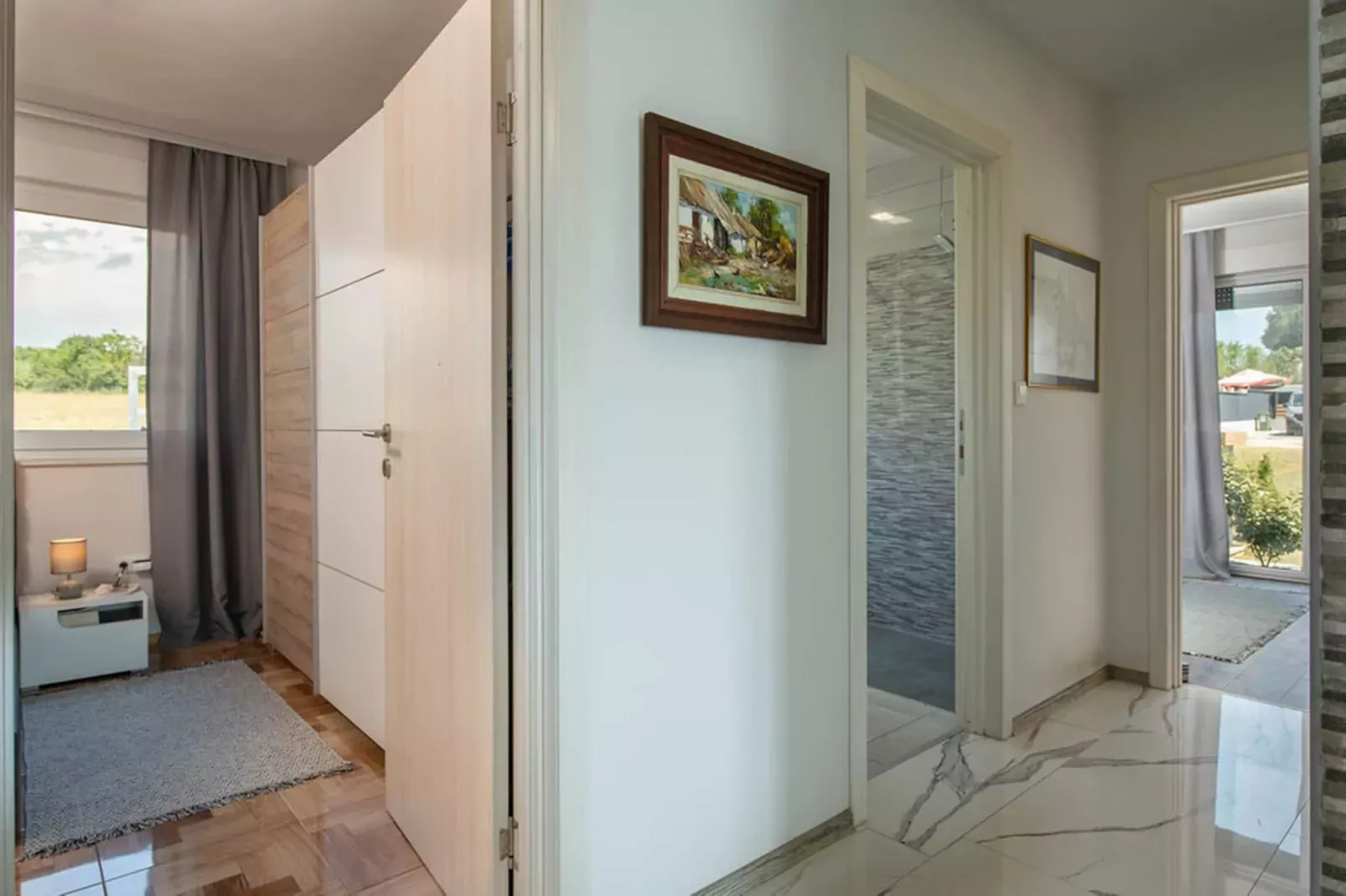 Villa Lily with Private Pool and a Lovely Garden-Sfeer