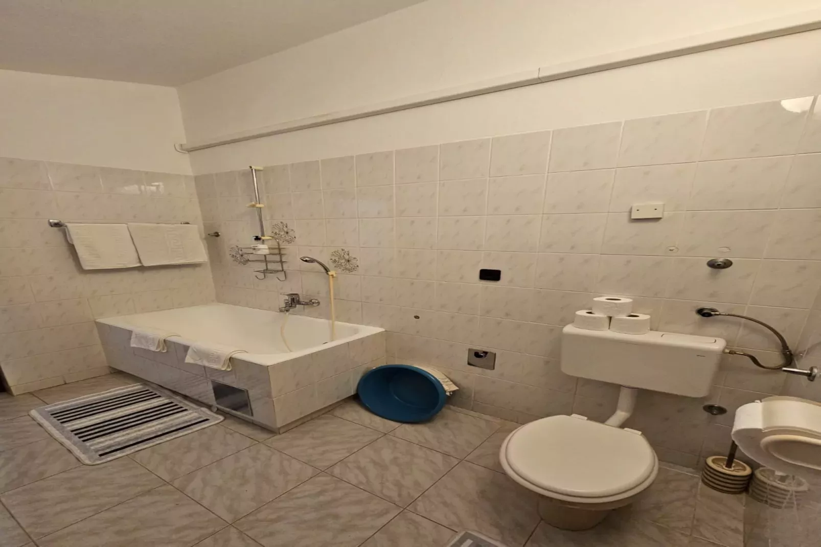 Apartments Nestor - two bedroom apartment A4-Badkamer