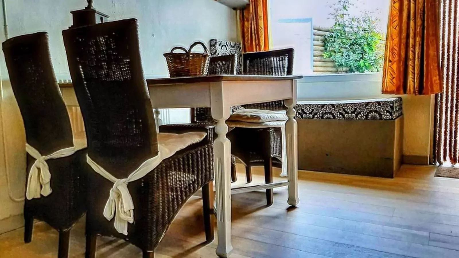 De Rust-Eetkamer