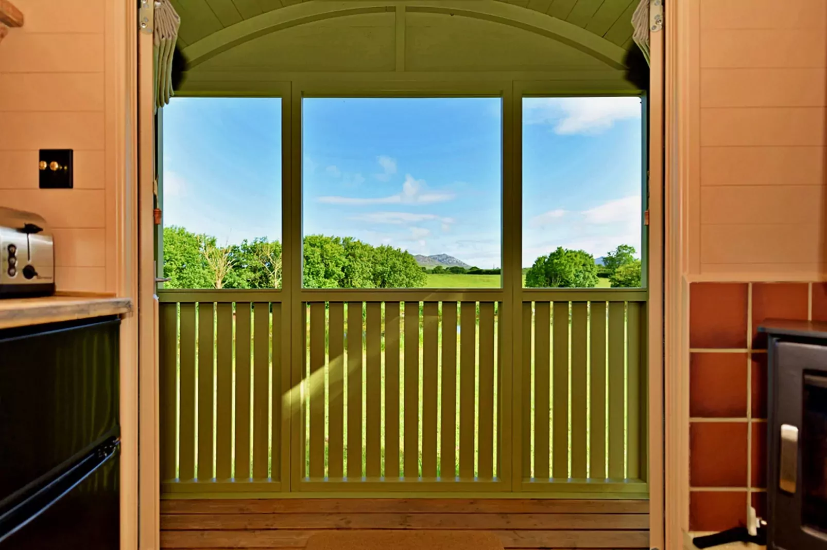 'Marared' Gypsy Hut-Buitenlucht