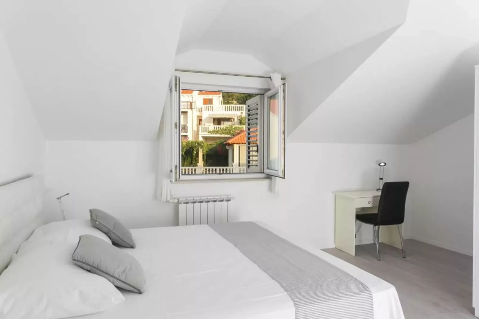 Apartments Villa Dubrovnik - Three Bedroom Apartment - Penthouse with Hot Tub-Slaapkamer